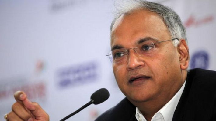 എയർ ഇന്ത്യ മുൻ ചെയർമാൻ  അരവിന്ദ്​ ജാദവിനെതിരെ കേസെടുത്തു